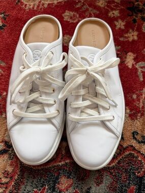 Club Monaco White Leather Lace-Up Mule Sneakers